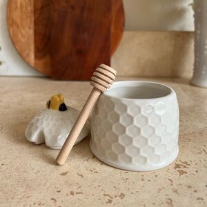 Ceramic Honeypot with Wooden Dipper